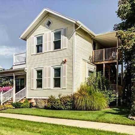 Captain'S Cottage Suites Grand Haven Exterior foto